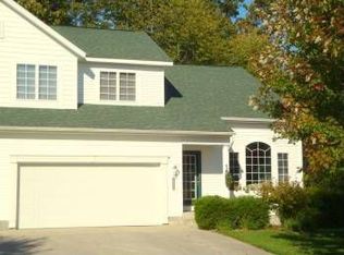 14889 Hunters Ct, Spring Lake, MI 49456