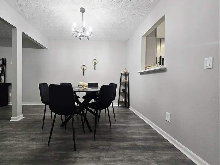 2430 Piering Dr — Photo 12