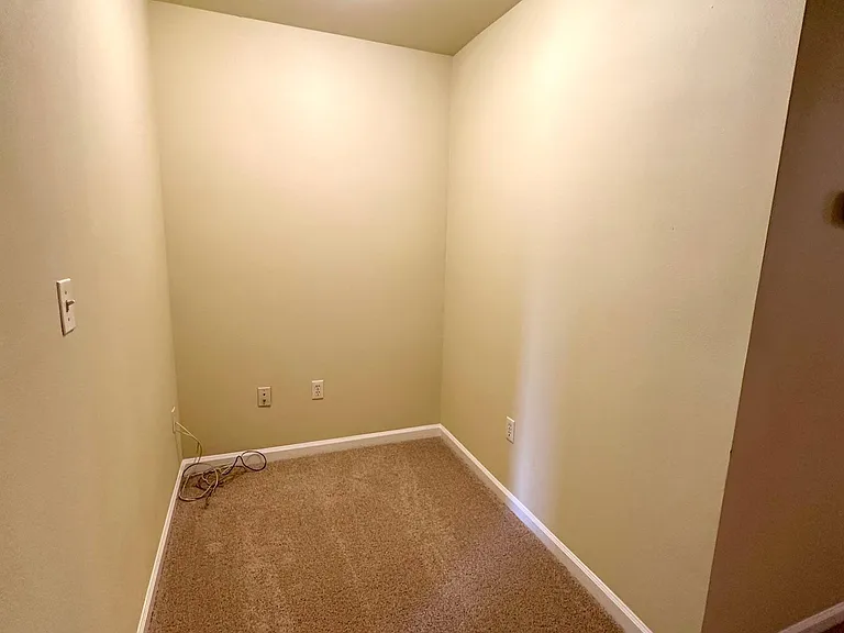 18163 Pinehurst Dr — Photo 24
