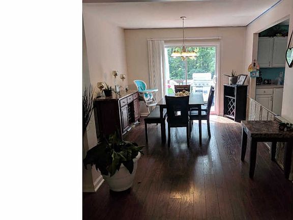 4th image of 7117 Charles Pl
