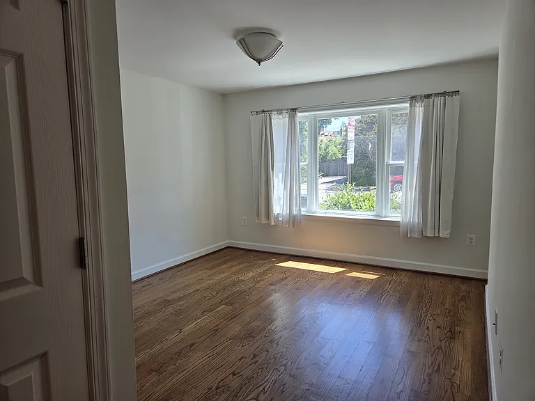 212 N Patrick St #101 — Photo 2