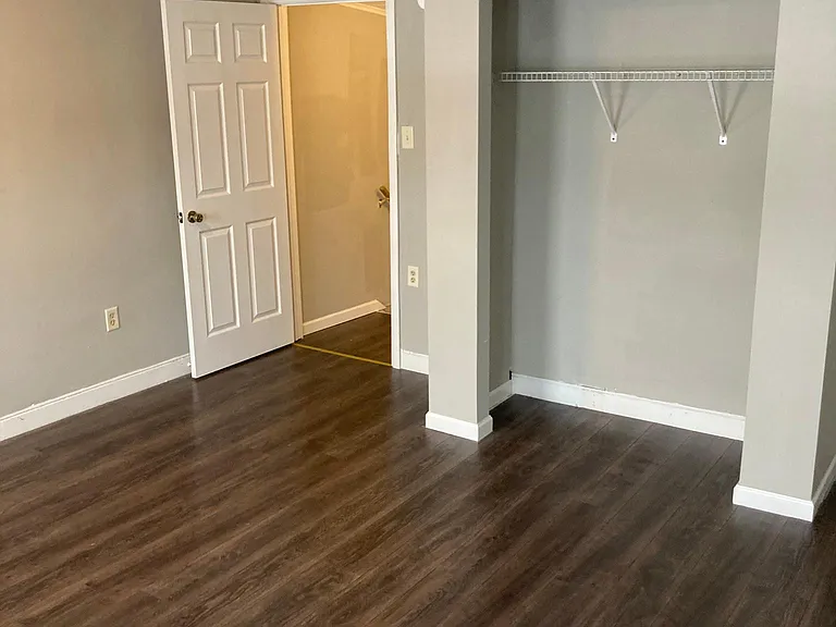 331 S Mill St — Photo 12