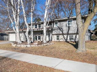 4310 W 127th St, Savage, MN 55378