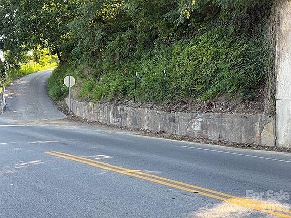 2nd image of 710 Cherokee Orchard Rd