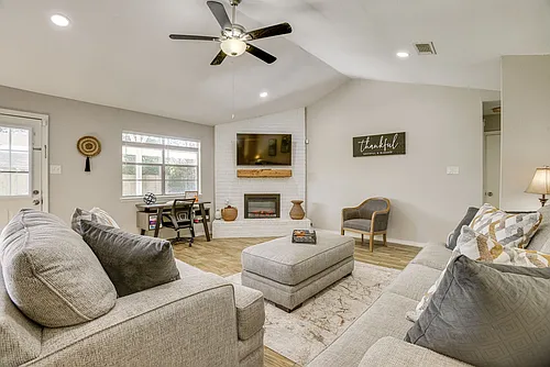 8020 Botany Ln #ID1546255P Photo 1