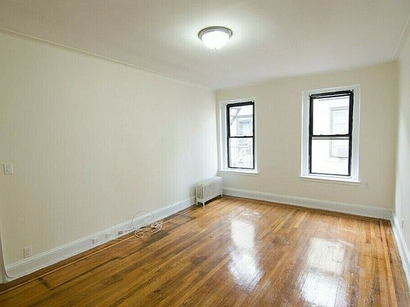 5th image of 4309 47th Ave APT 6F