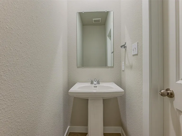 6607 Arabella Lakes Dr — Photo 11