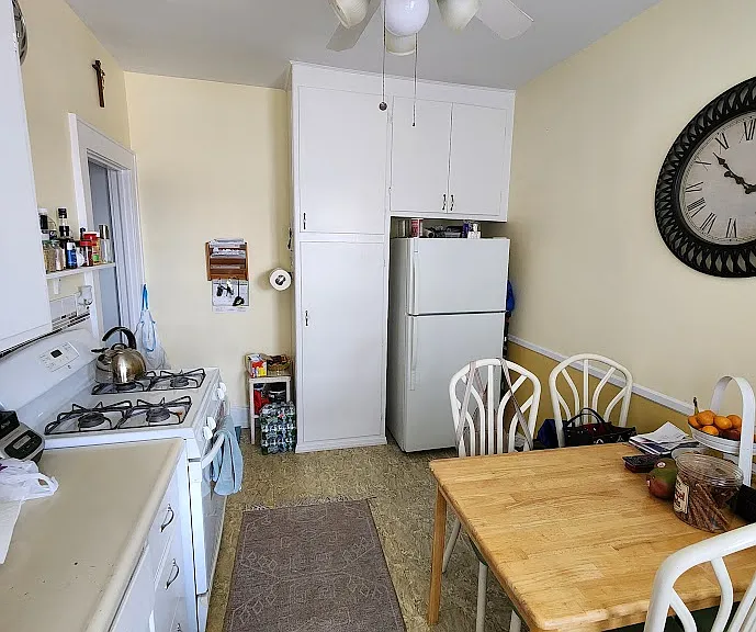 611 W Blancke St #5 — Photo 8
