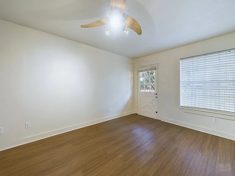3902 Peterson Ave #106 — Photo 11