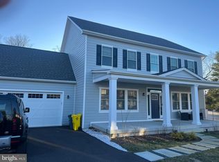 51 Ridge Ave, Edgewater, MD 21037