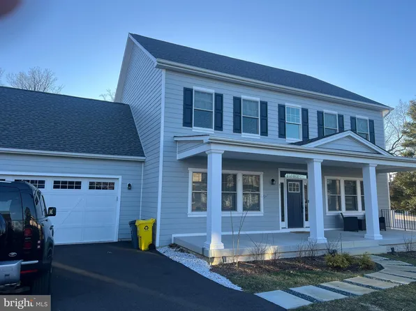 51 Ridge Ave, Edgewater, MD 21037