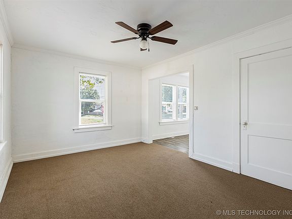5th image of 820 S 6th St