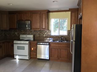 7955 Chastain Ave, Reseda, CA 91335