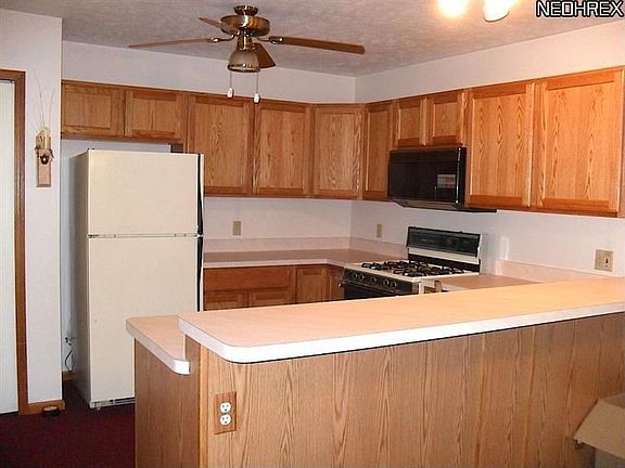 2nd image of 1435 Argyle Dr