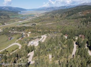 L25 Trail Ridge Rd, Alpine, WY 83128