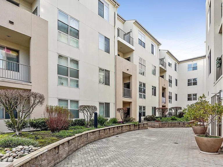 1488 El Camino Real #208 — Photo 45