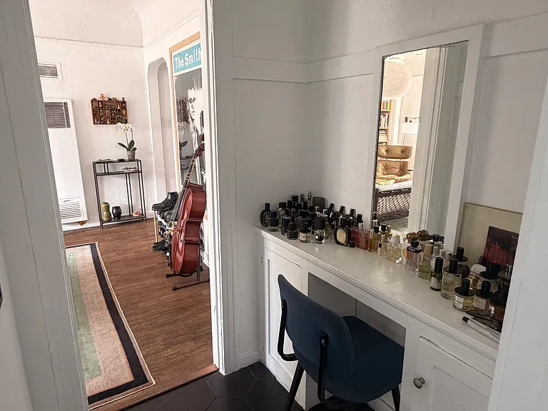 1141 Echo Park Ave #201 — Photo 17