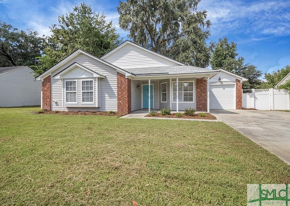 1st image of 332 Sterling Creek Dr