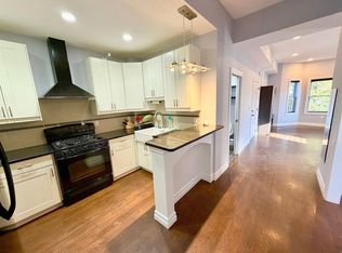 8 Cross St E #2, Somerville, MA 02145