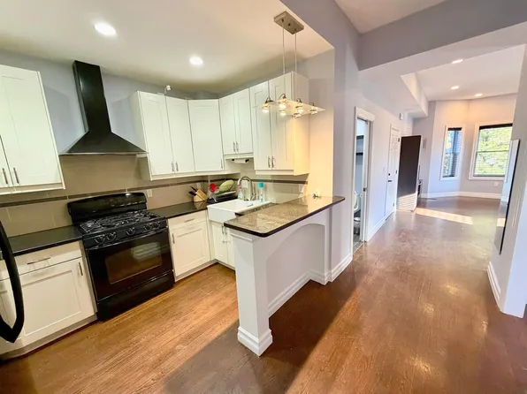 8 Cross St E, Somerville, MA