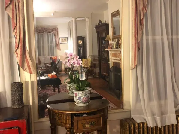 208 W Main St, Orange, VA 22960