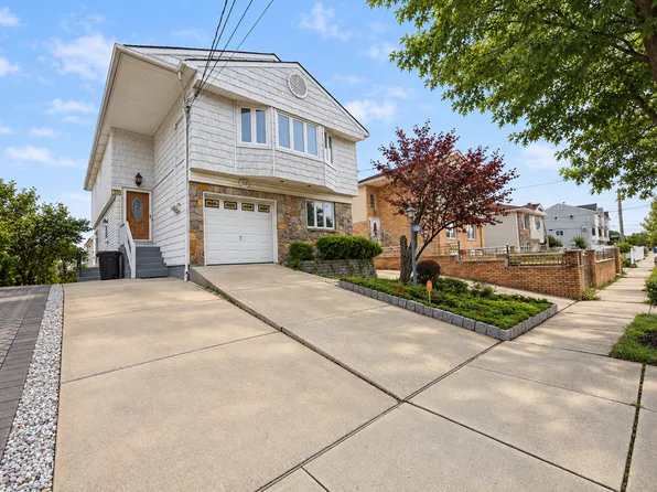 185 Slater Blvd Floor 1, Staten Island, NY 10305