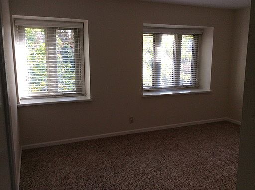 5th image of 8517 Canterbury Sq E