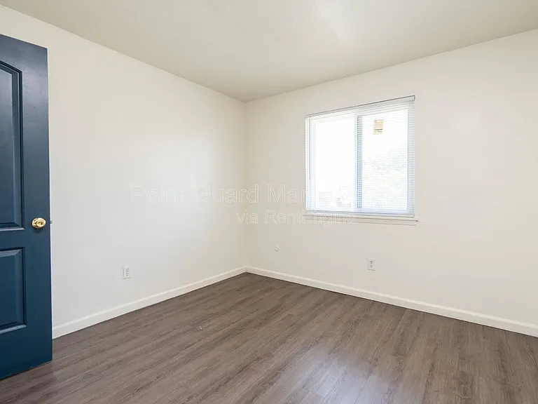 1226 S Longfellow St — Photo 15