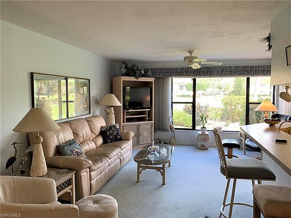3rd image of 5750 Trailwinds Dr APT 316