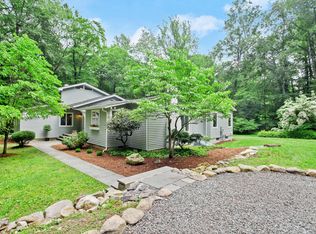 208 Mill Rd, New Canaan, CT 06840