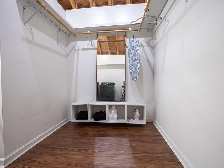 712 Hillcrest St — Photo 10