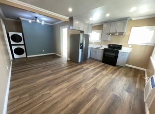 7236 Friends Ave #A, Whittier, CA 90602