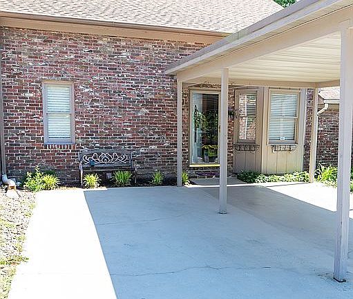 Plus open parking space 