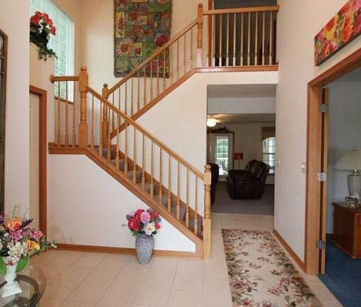 2nd image of 3785 Silvercrest Dr