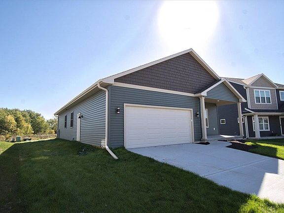 2nd image of 1133 Kamperschroer Way
