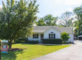 247 Homewood Dr, Murfreesboro, TN 37127