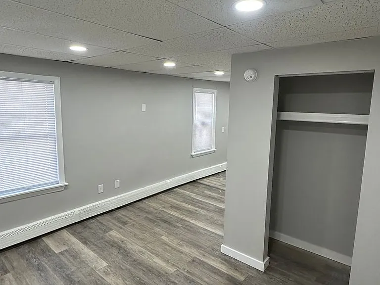 61 Water St — Photo 12
