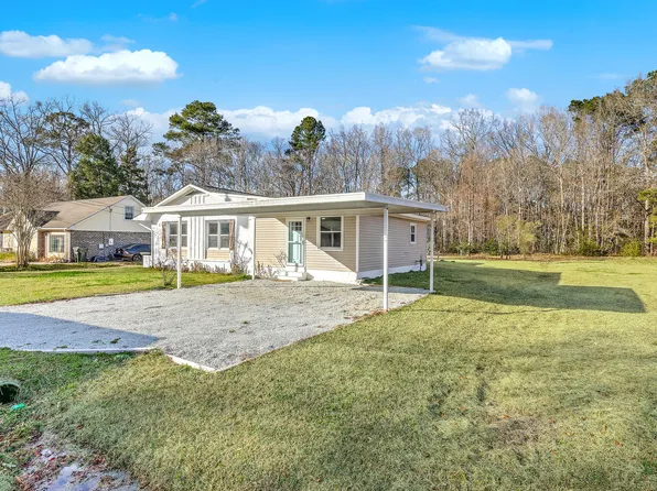233 N Pandora Dr, Goose Creek, SC 29445
