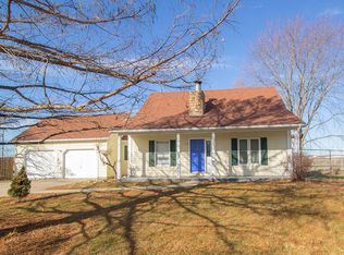 4836 E Meadow Lark Ln, Columbia, MO 65201