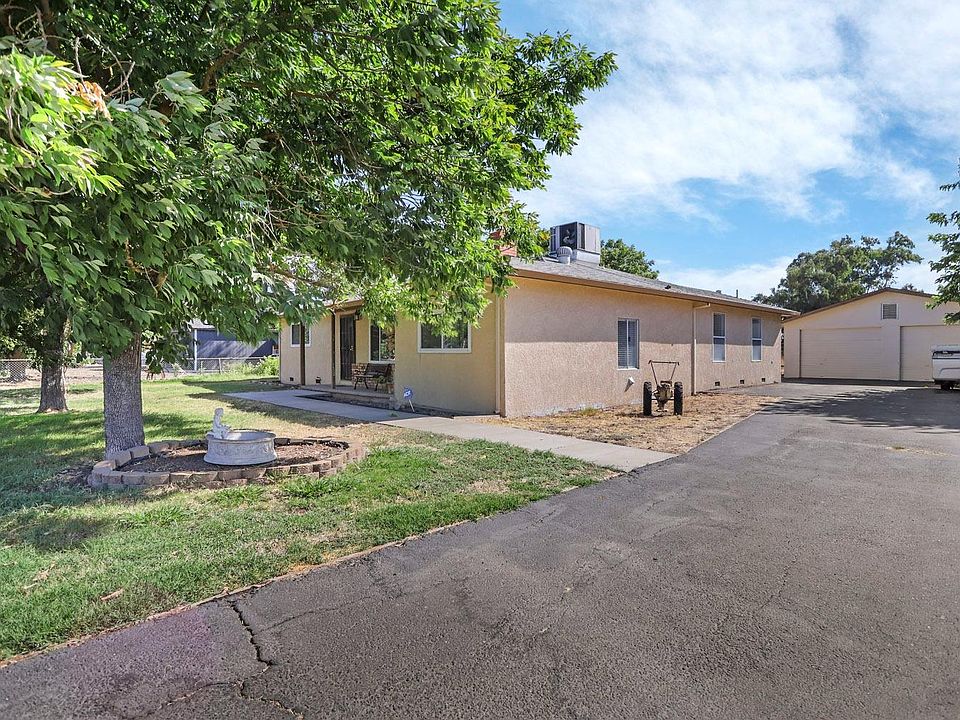 1st image of 442 N Sibley Ave
