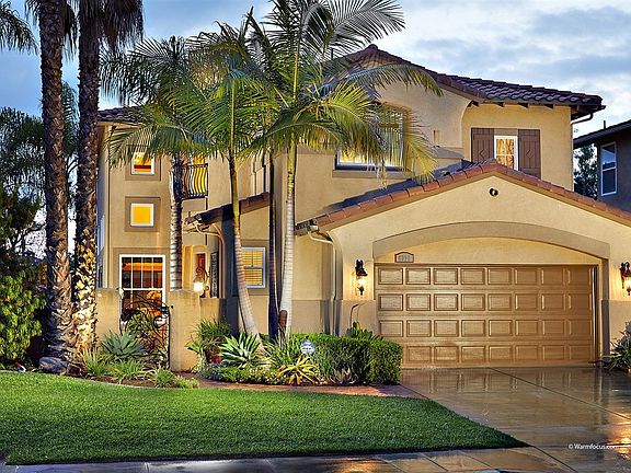 Private corner lot with no neighbors on 3 sides