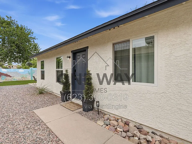 630 E Jensen St #104 — Photo 5
