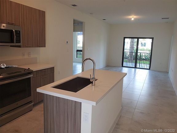 4th image of 4636 NW 84th Ct #11