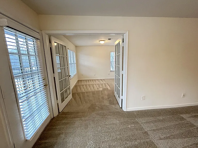 Wesley St. Claire Apartments at Lawrenceville — Photo 235