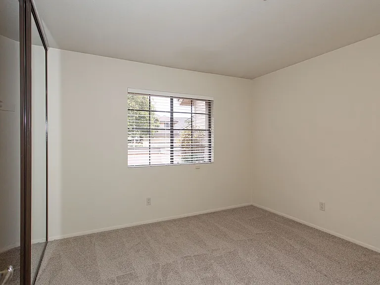 1955 Spyglass Cir — Photo 17