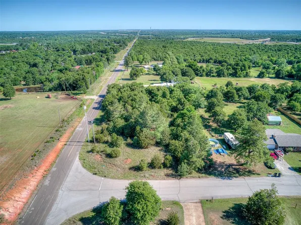19009 Rockspring Dr #1, Newalla, OK 74857