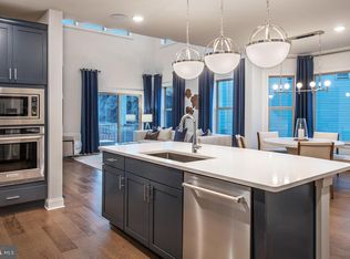 604 America Dr, Horsham, PA 19044