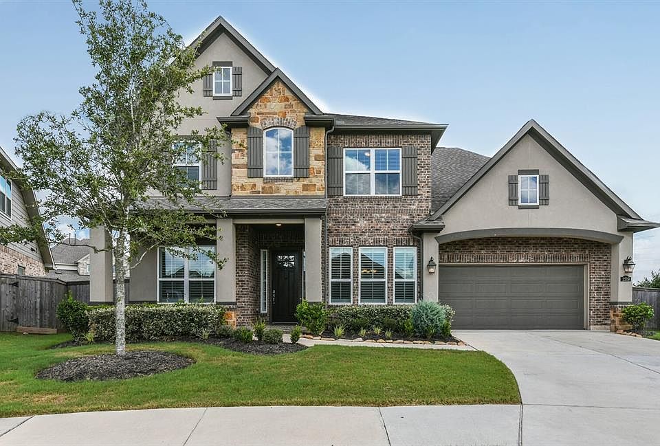 1st image of 2219 Hermina Radler Dr