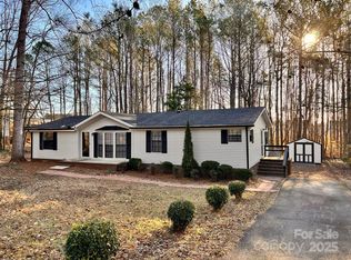 203 Shane Dr, Mount Holly, NC 28120