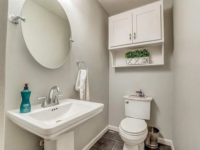 6711 Kingsbury Dr — Photo 20